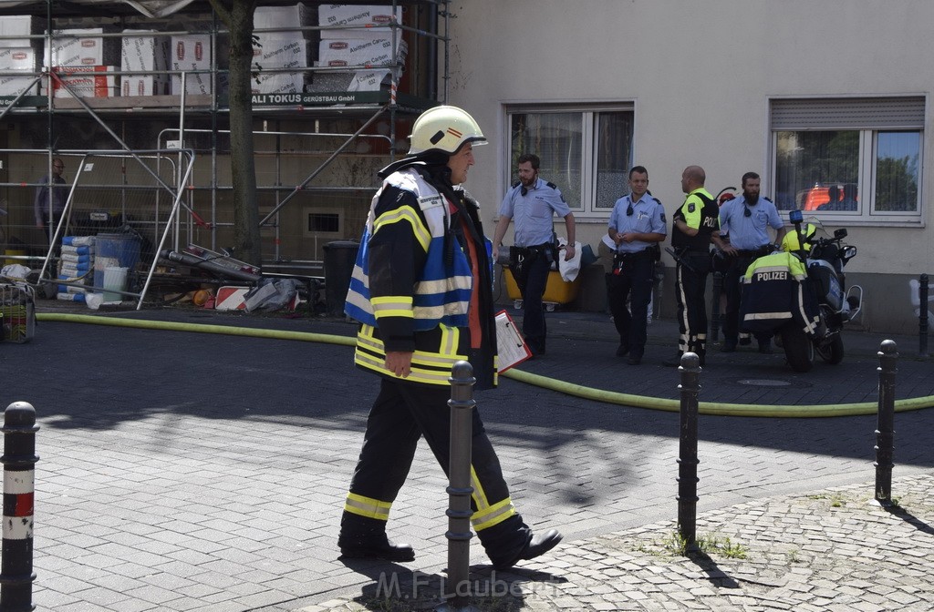 Explo Feuer 2 Koeln Kalk Hoefestr P053.JPG - Miklos Laubert